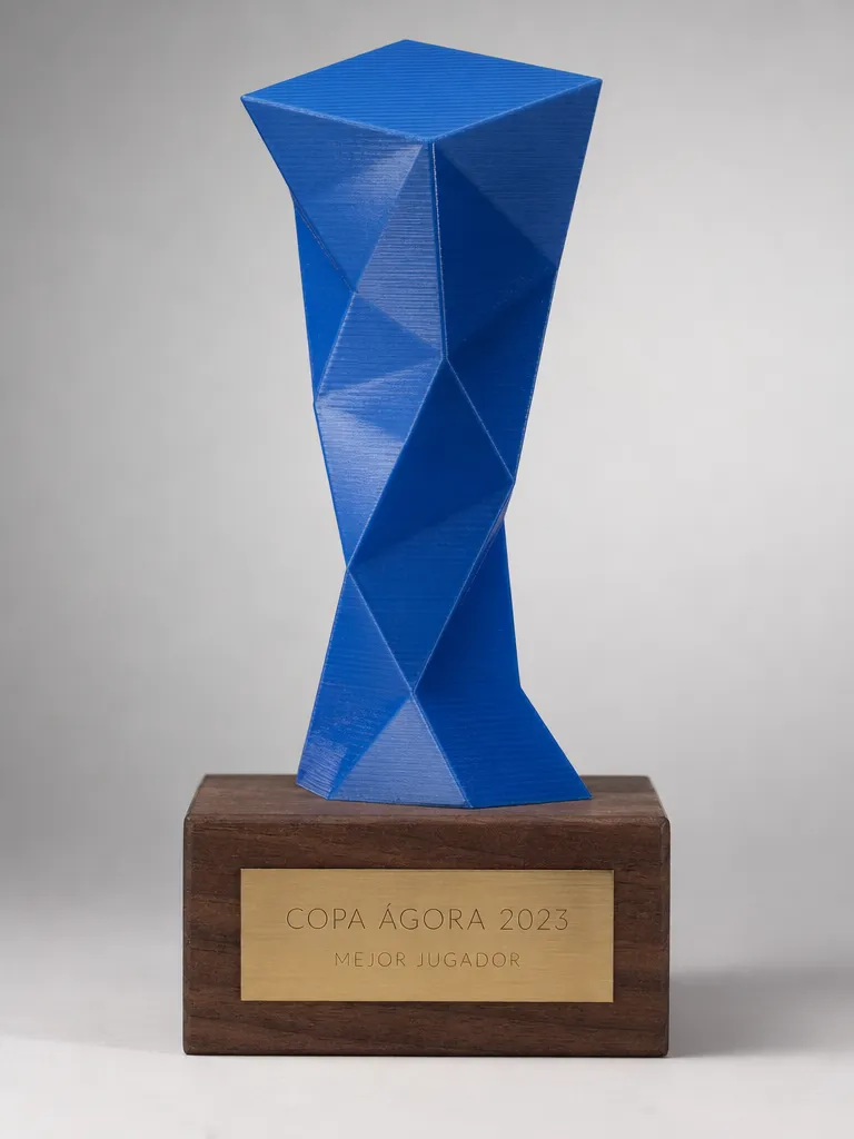 Trofeo de metacrilato en impreso en 3d