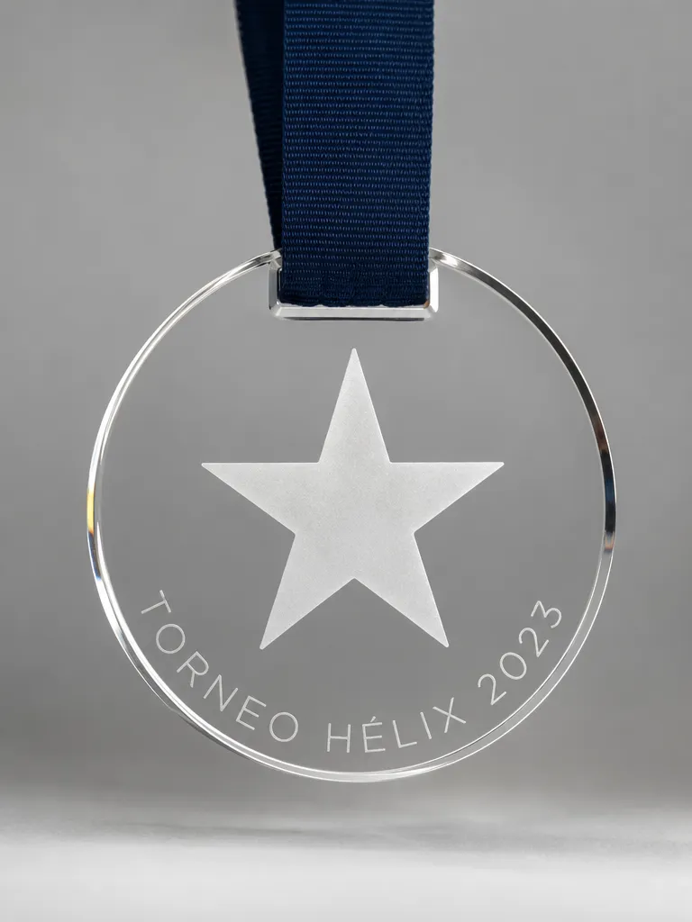 Trofeo de mejor empleado en metacrilato